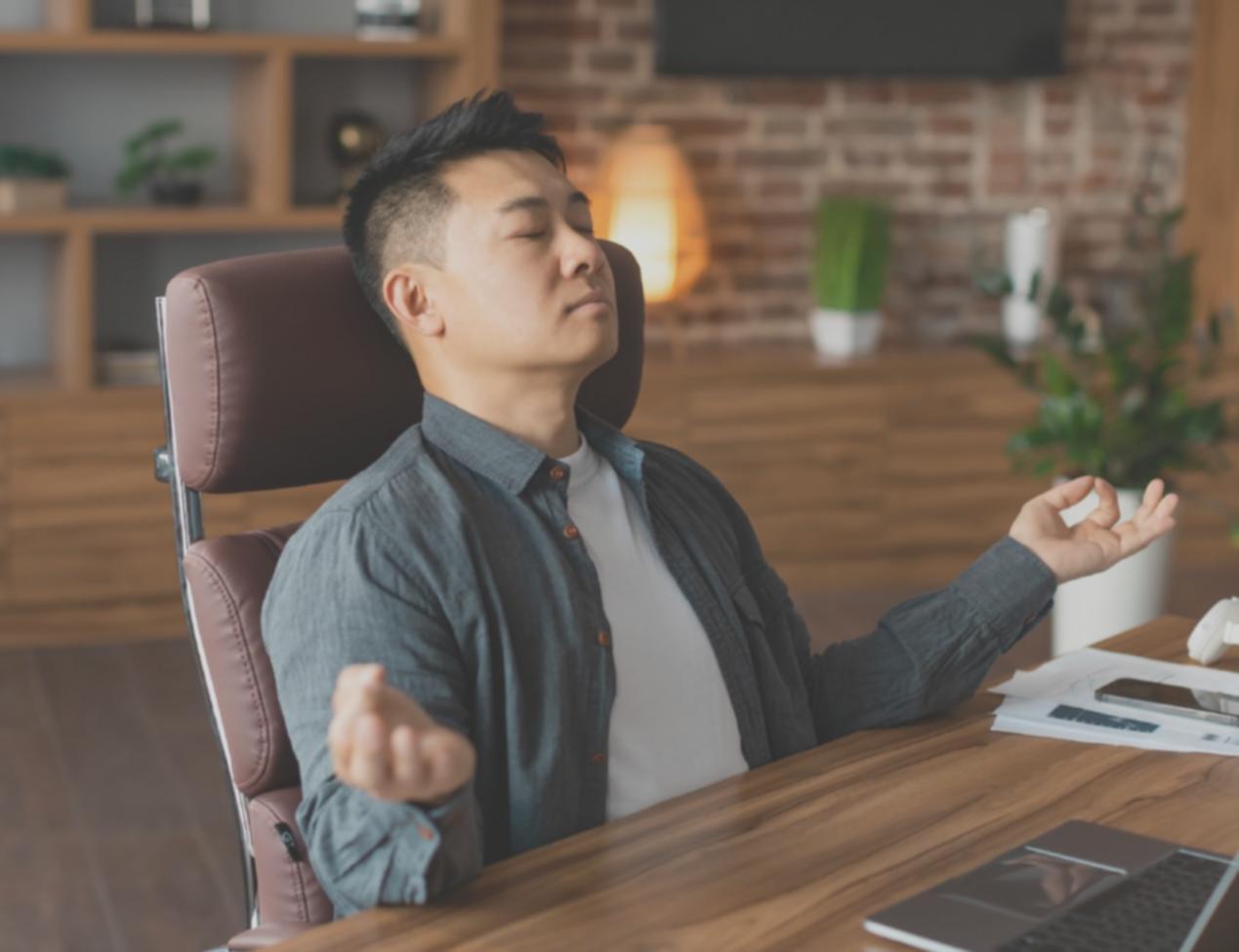Gruppendiskussion während einer fortgeschrittenen Übungseinheit